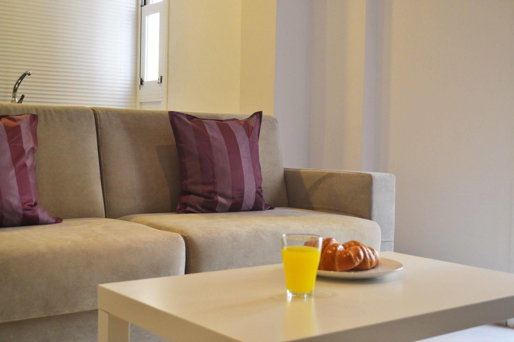 Plaza De La Encarnacion Apartments Seville Ngoại thất bức ảnh
