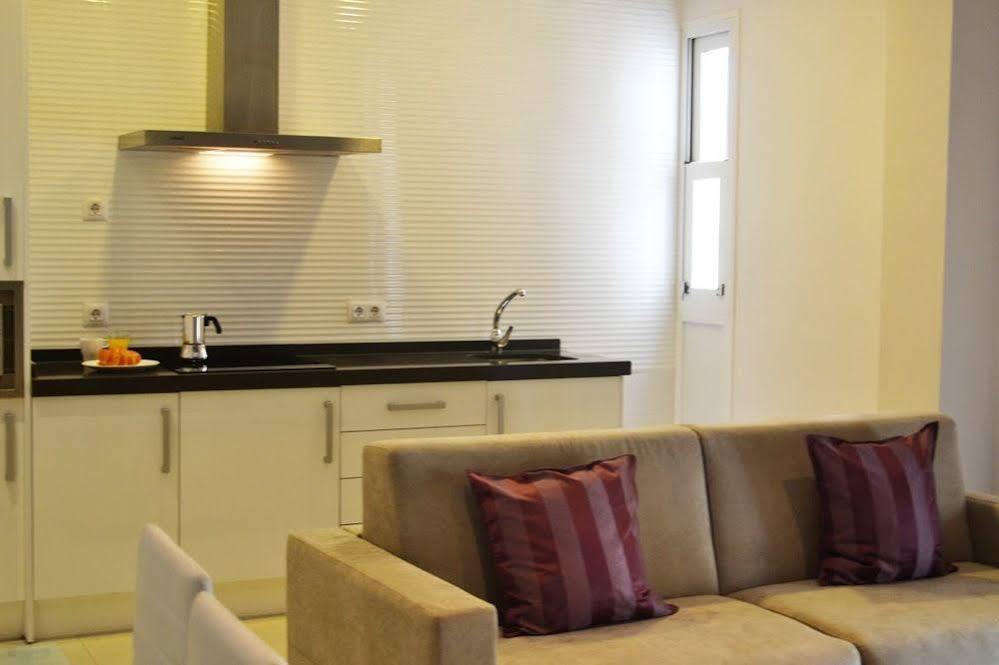 Plaza De La Encarnacion Apartments Seville Ngoại thất bức ảnh