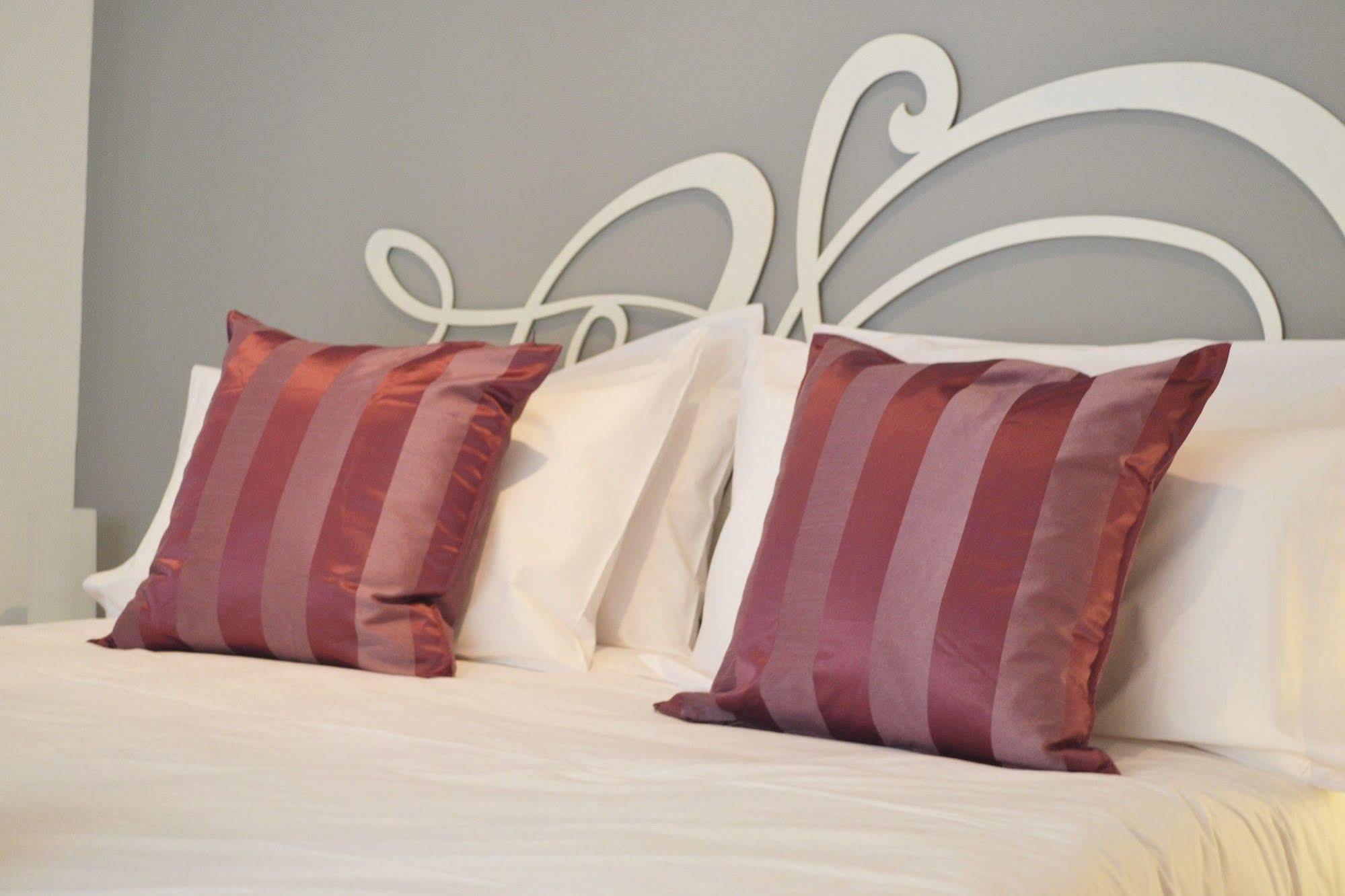 Plaza De La Encarnacion Apartments Seville Ngoại thất bức ảnh